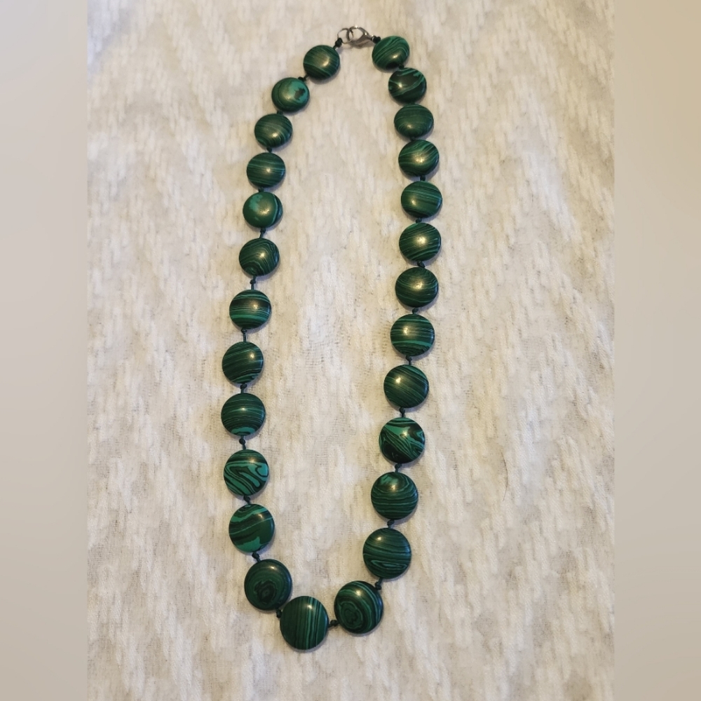 Hand Knoted Malachite Necklace